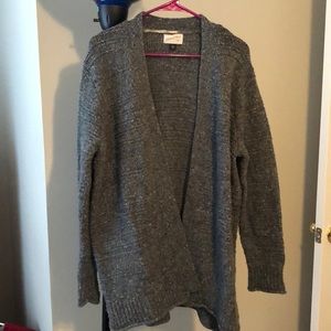 Universal thread grey cardigan